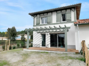 Maison élégante à Moliets-et-Maa avec jardin clos et terrasse